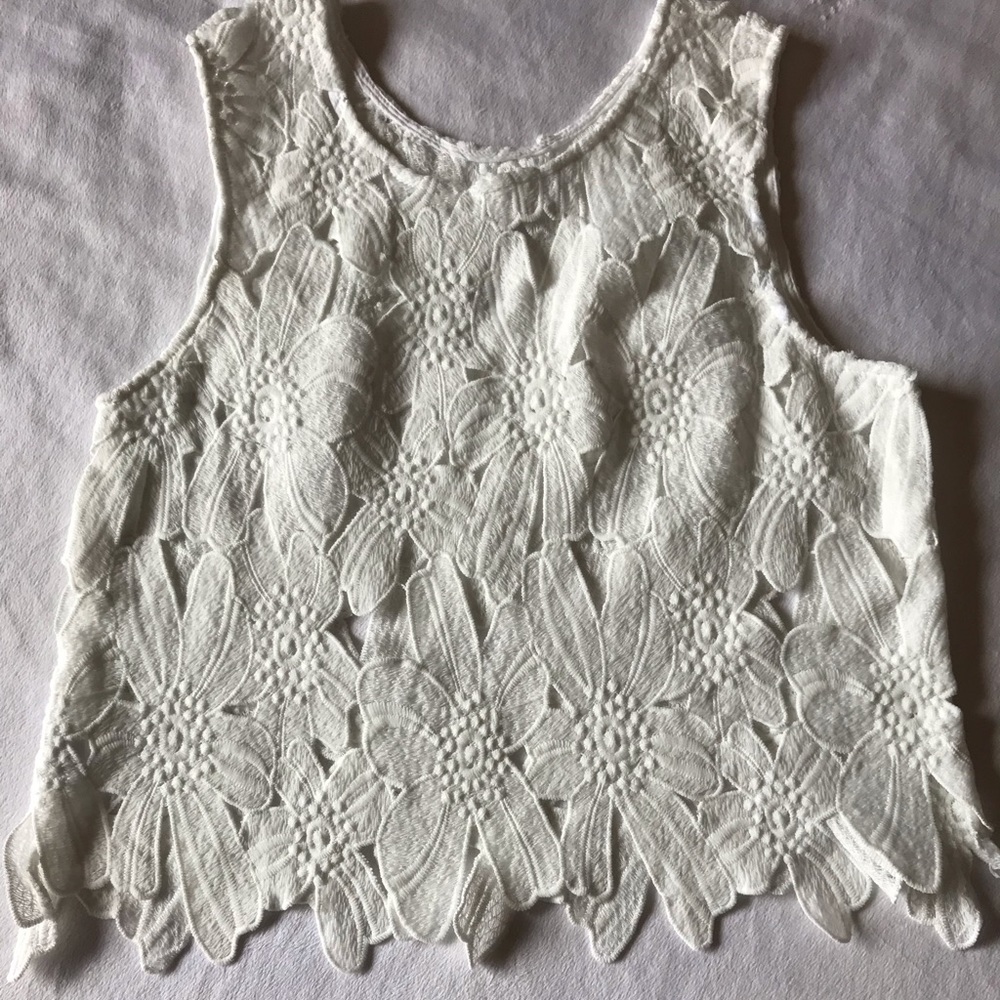 Lace white floral tank